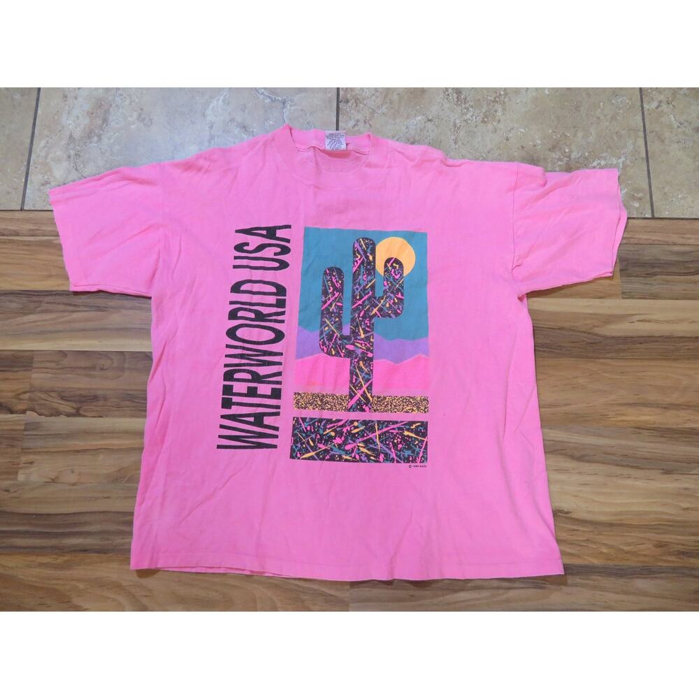 Waterworld T-Shirt, Saguaro Cactus Sun, Hot Pink Sz XL 1980s